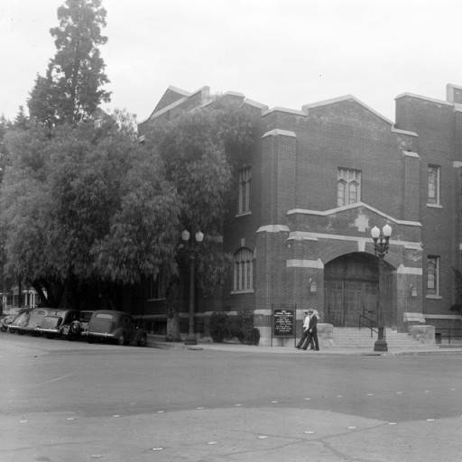 friends' church in whittier